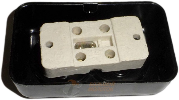 Розетка РА 10-009 2ОП, черная, с фарф. осн. /130