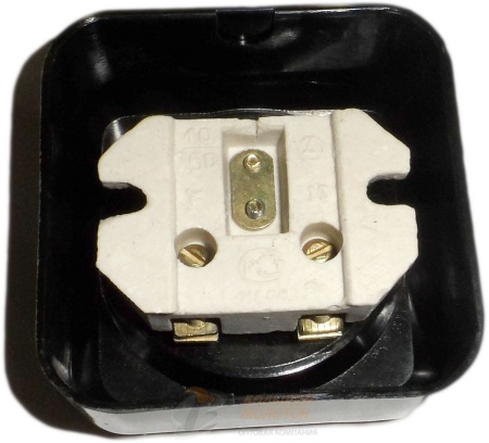 Розетка РА 10-007 1ОП квадратная, черная, с фарф. осн. /180